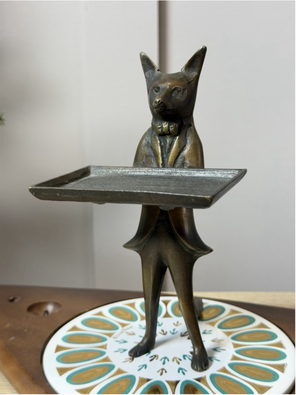 Vintage Cast Bronze Fox Butler Business Card Holder Statue Desk Valet Tray 7"